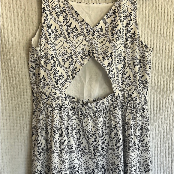 LOFT Navy Blue and White Patterned Mini Dress Size 14  zipper on the side - Picture 5 of 13